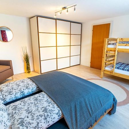 Charmantes Apartment Mit Grossem Garten .Kids4Free. Flims Exteriér fotografie